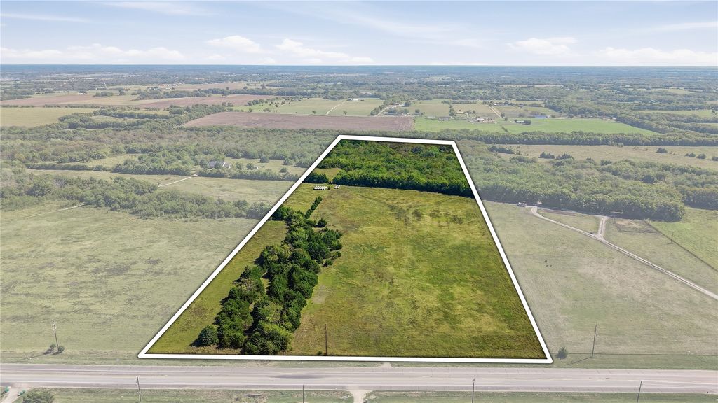 13393 US Highway 69, Bells, TX 75414