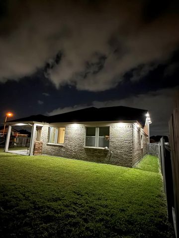 8702 Mugwort Drive, Richmond, TX 77469