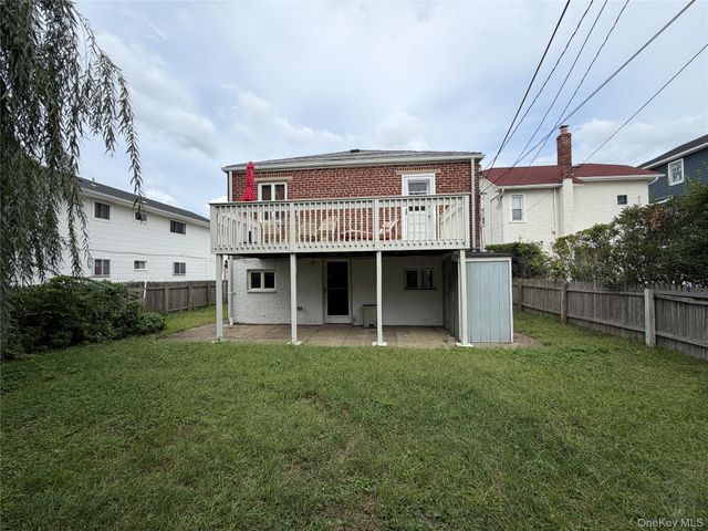 624 W Beech Street, Long Beach, NY 11561