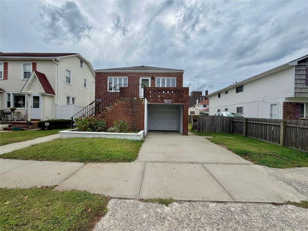 624 W Beech Street, Long Beach, NY 11561