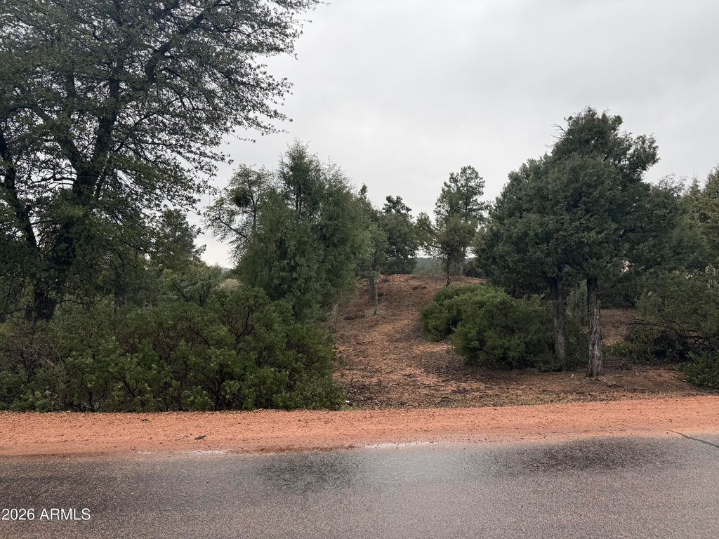 Image 5 of property listing at 1106 N KAREN Way 5, Payson, AZ 85541