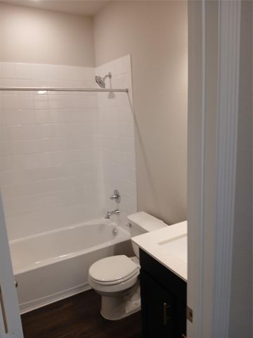 6426 Calhoun Road, Houston, TX 77021