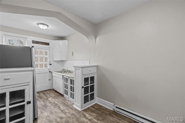 3862 S Spring Avenue, St Louis, MO 63116