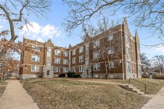 3862 S Spring Avenue, St Louis, MO 63116