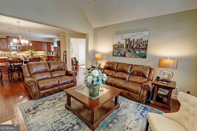 2680 Middlecreek Way, Cumming, GA 30041