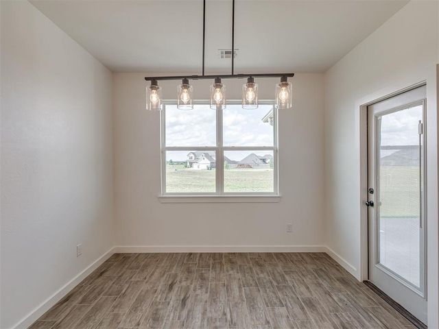 9309 NW 145th Place, Yukon, OK 73099