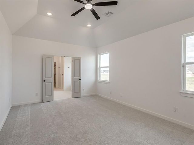 9309 NW 145th Place, Yukon, OK 73099