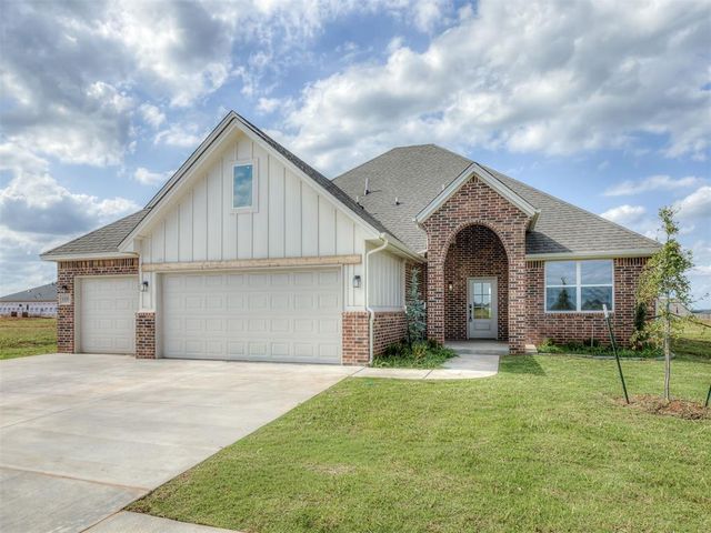 9309 NW 145th Place, Yukon, OK 73099