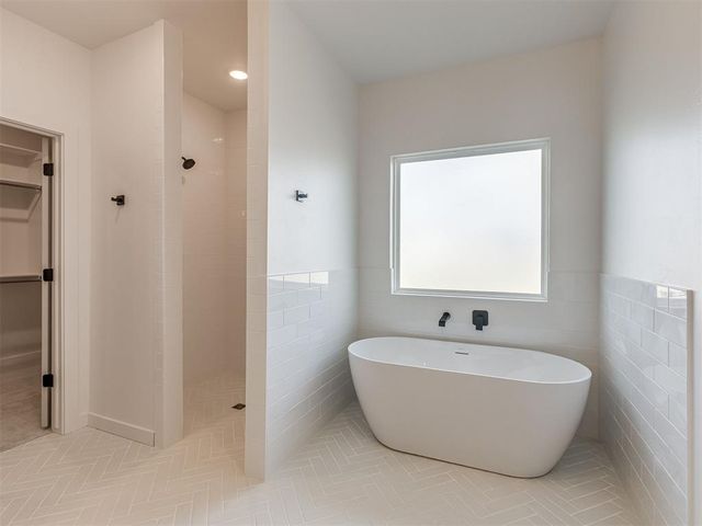 9309 NW 145th Place, Yukon, OK 73099