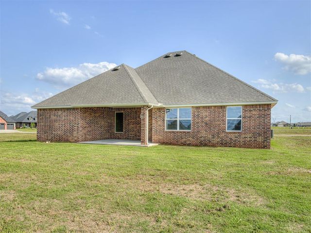 9309 NW 145th Place, Yukon, OK 73099