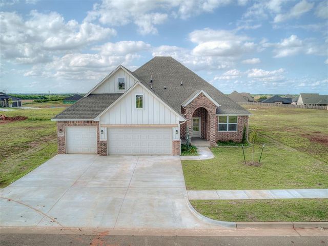 9309 NW 145th Place, Yukon, OK 73099