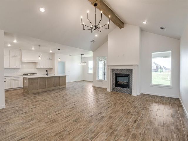 9309 NW 145th Place, Yukon, OK 73099