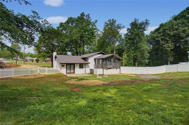 1550 Sauratown Road, Germanton, NC 27019