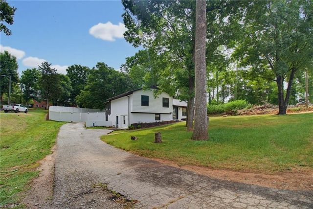 1550 Sauratown Road, Germanton, NC 27019