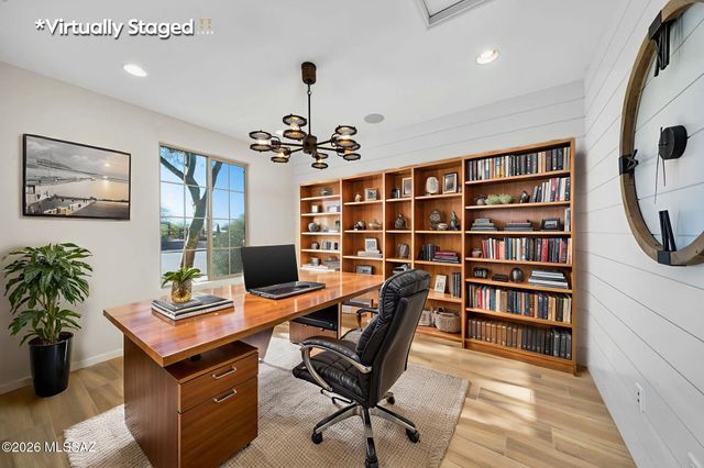 13474 E Silverra Place, Tucson, AZ 85747