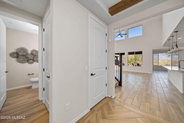 13474 E Silverra Place, Tucson, AZ 85747