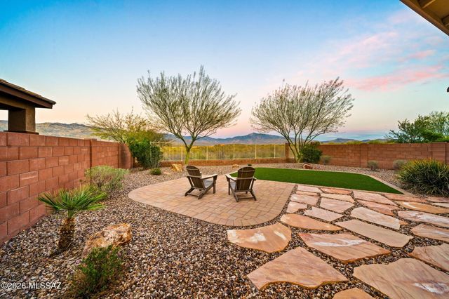 13474 E Silverra Place, Tucson, AZ 85747