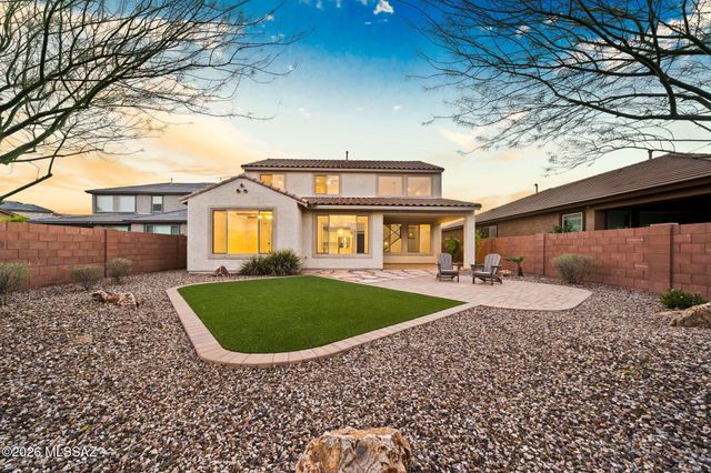 13474 E Silverra Place, Tucson, AZ 85747