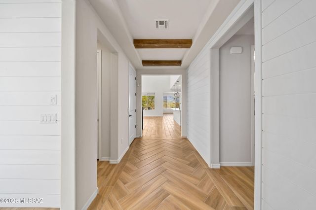 13474 E Silverra Place, Tucson, AZ 85747