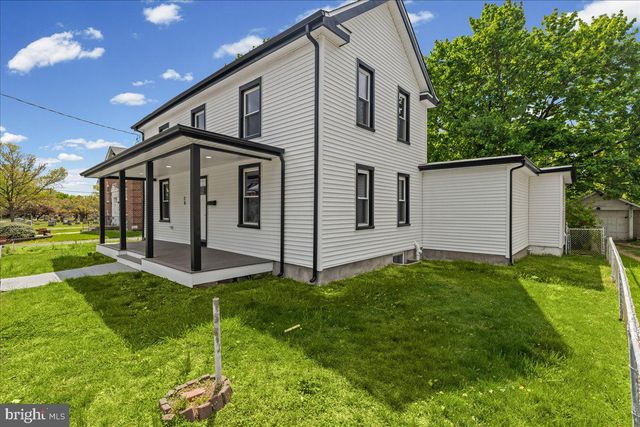 20 CHURCH ST, Penns Grove, NJ 08069