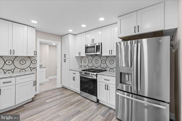 20 CHURCH ST, Penns Grove, NJ 08069