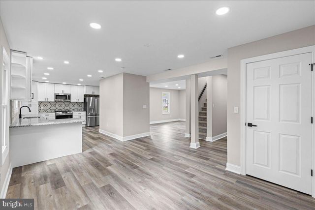 20 CHURCH ST, Penns Grove, NJ 08069