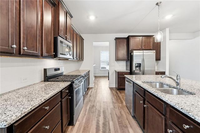 151 Rolling Hills Place, Canton, GA 30114