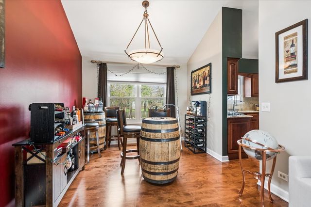1237 Churchill Road, Bartlett, IL 60103