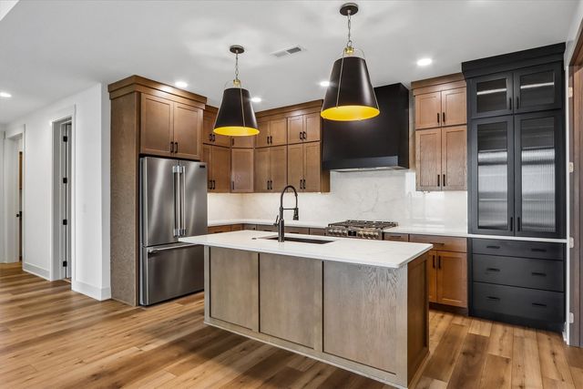 1903 Country Club Drive, Coralville, IA 52241