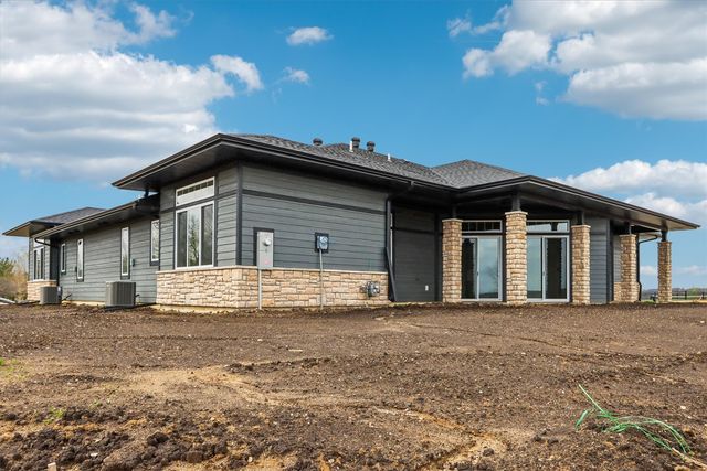 1903 Country Club Drive, Coralville, IA 52241