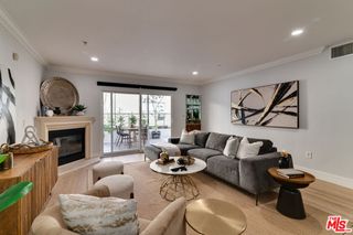 1878 Greenfield Avenue 104, Los Angeles, CA 90025