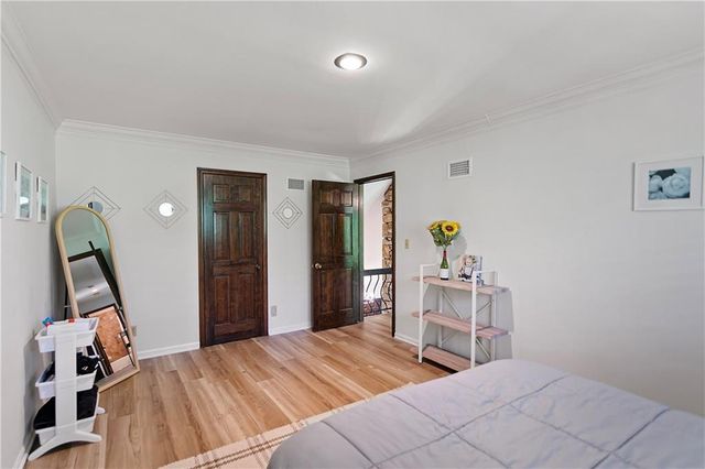 12600 Overbrook Road, Leawood, KS 66209