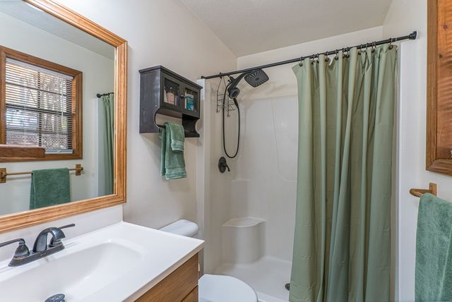 9 Settlers Crossing Way, Murphy, NC 28906