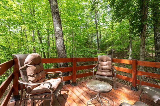 9 Settlers Crossing Way, Murphy, NC 28906