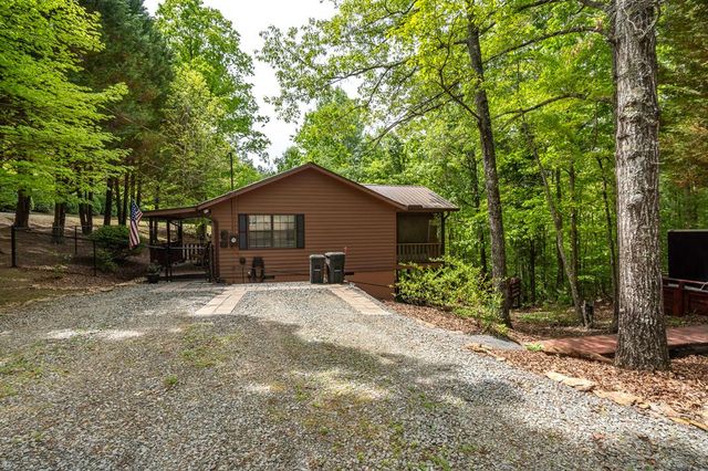 9 Settlers Crossing Way, Murphy, NC 28906
