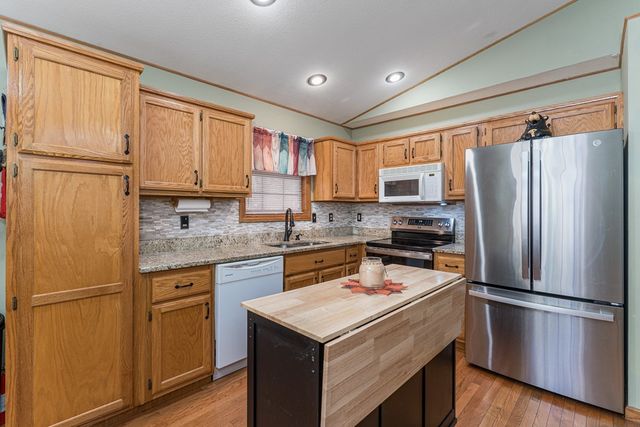 9 Settlers Crossing Way, Murphy, NC 28906