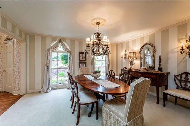 264 Cobblestone Dr, Hempfield Twp, PA 15601