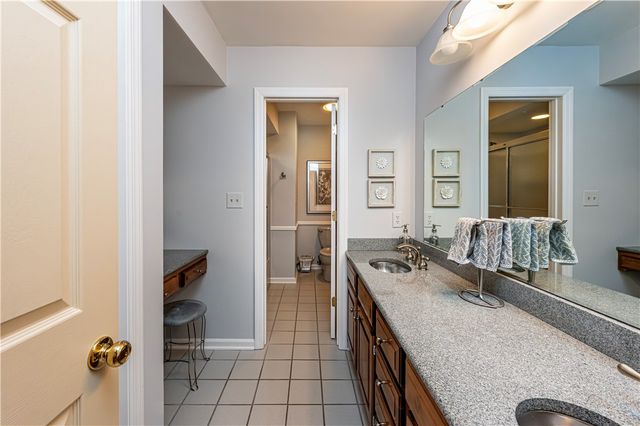 264 Cobblestone Dr, Hempfield Twp, PA 15601