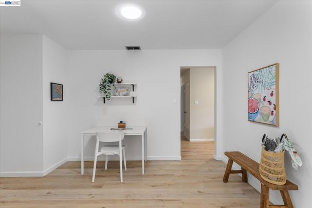 316 Fair Haven Rd, Alameda, CA 94501
