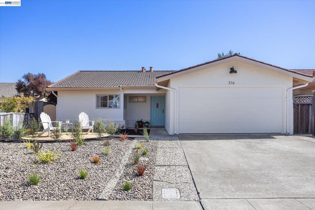316 Fair Haven Rd, Alameda, CA 94501