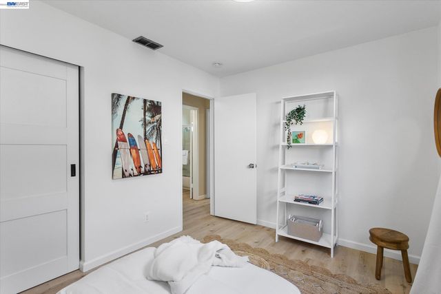 316 Fair Haven Rd, Alameda, CA 94501