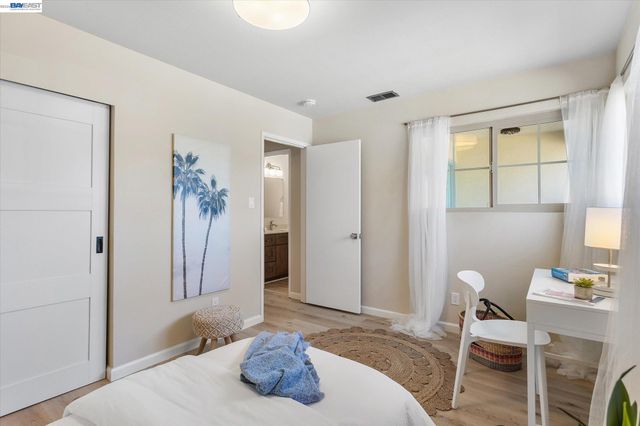 316 Fair Haven Rd, Alameda, CA 94501