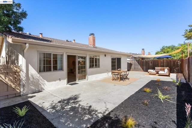 316 Fair Haven Rd, Alameda, CA 94501