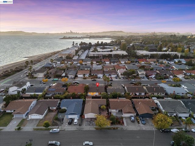 316 Fair Haven Rd, Alameda, CA 94501