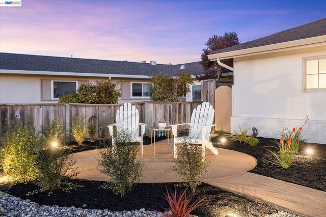 316 Fair Haven Rd, Alameda, CA 94501
