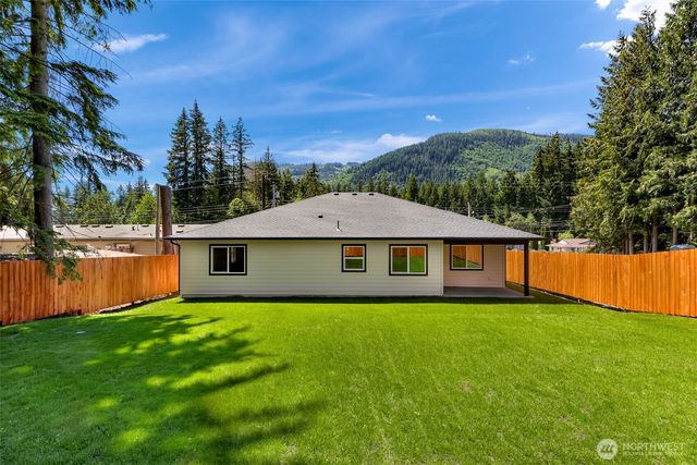 7934 Oregon Trail, Maple Falls, WA 98266
