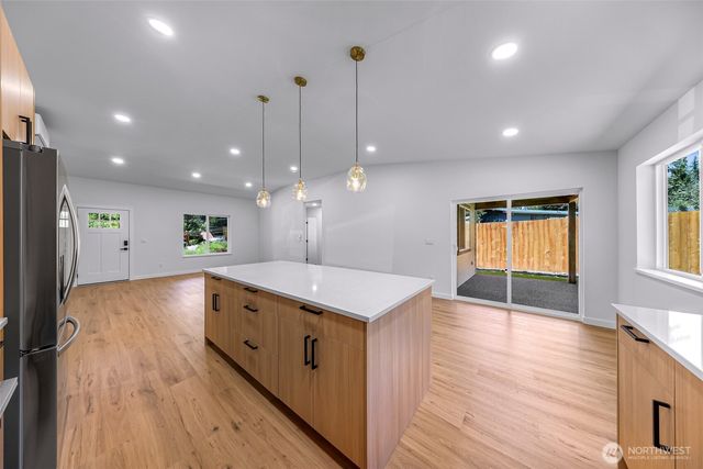 7934 Oregon Trail, Maple Falls, WA 98266