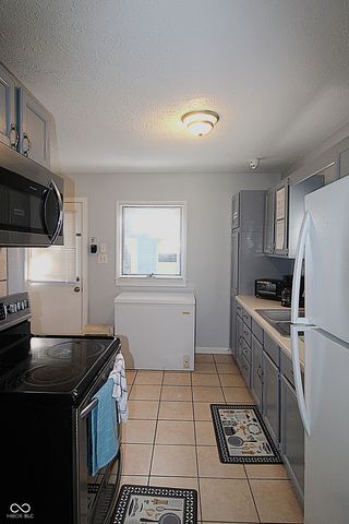2466 N Goodlet Avenue, Indianapolis, IN 46222