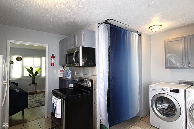 2466 N Goodlet Avenue, Indianapolis, IN 46222