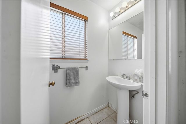 2817 Dartmouth, Lancaster, CA 93536